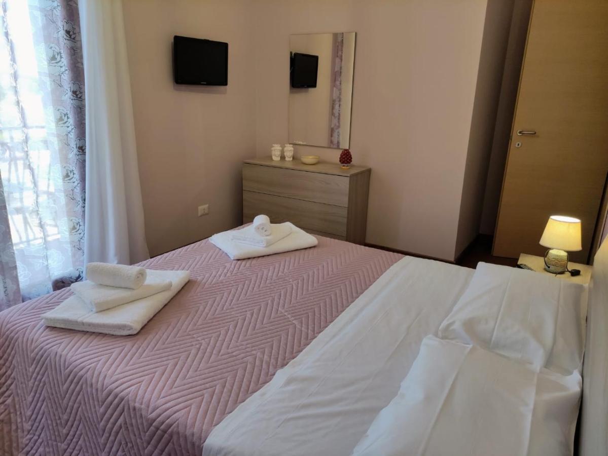 I Du Meli Apartments تاورمينا المظهر الخارجي الصورة